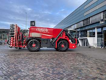 Die Großtechnik rollt an.