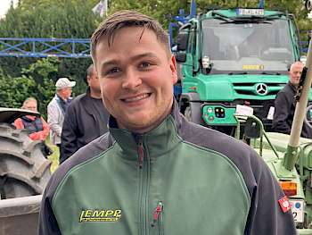Philip Lempp, angehender Fachagrarwirt-Meister, half aus, wo Hilfe gebraucht wurde.